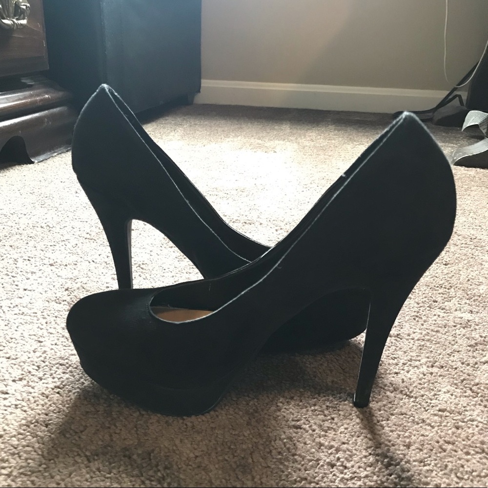 LC Lauren Conrad high heels